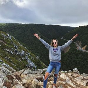 Meet your Posher, Karina